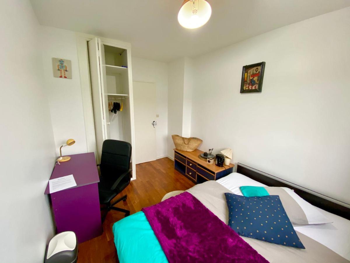 Bedroom In A House/ Chambre Dans Une Maison Epinay-sur-Orge Exterior photo